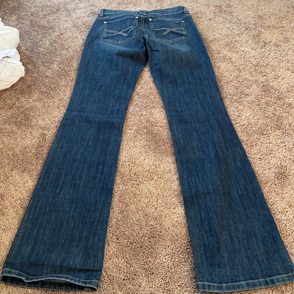 White House Black Market booted Jean - 00 - NWOT - Picture 6 of 10